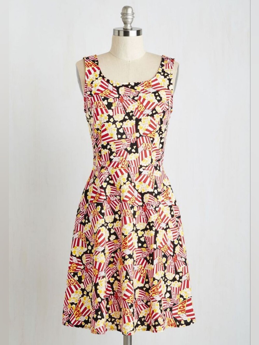 Retrolicous Popcorn Print Skater Dress Size XL - Picture 2 of 11